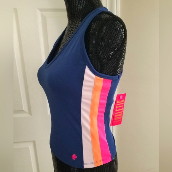 NWT Lilly Pulitzer Luxletic Vanti Bra Tank Top Oyster Bay Navy Size Small UPF 50 - Picture 2 of 14